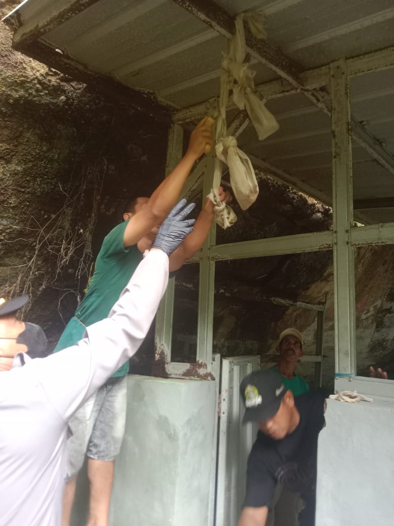 Polisi Lakukan Cek TKP Temuan Warga Meninggal Dunia di Kawasan Leuweung Sancang