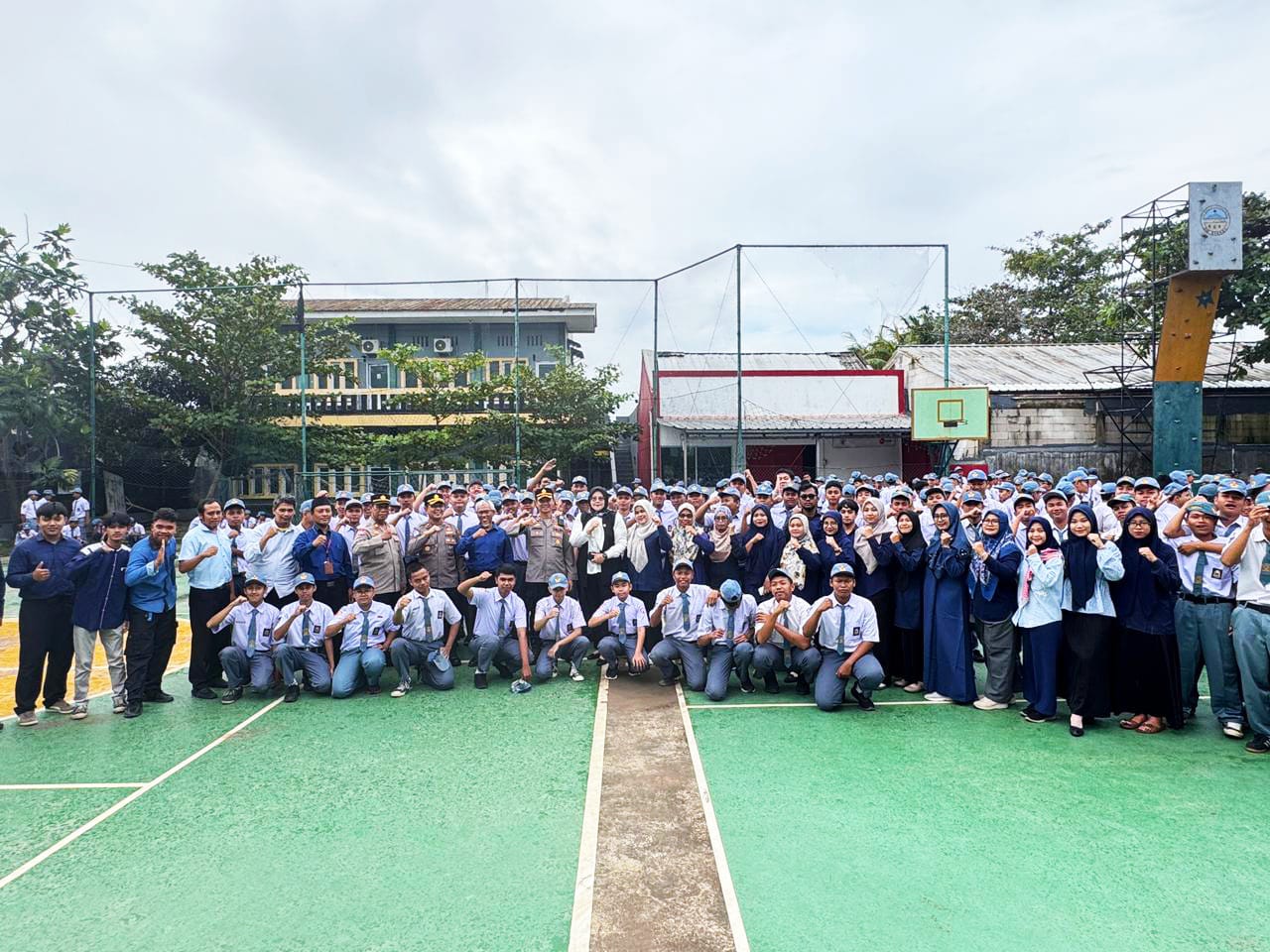 Police Goes to School di SMK Binamitra, Polisi Ajak Pelajar Siapkan Diri Menuju Indonesia Emas 2045