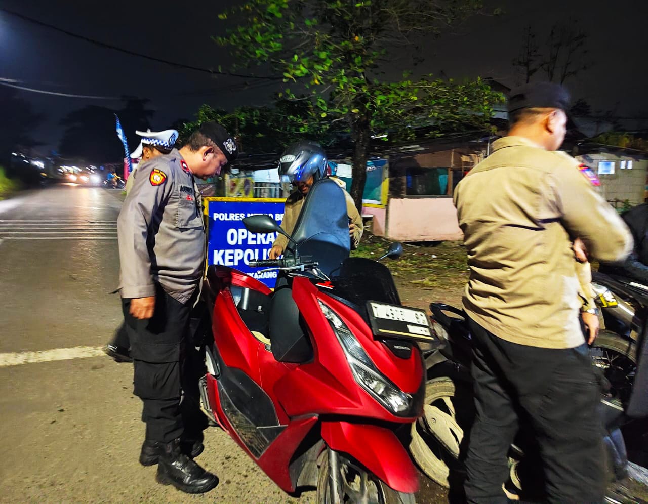 Polsek Cikarang Timur Gelar Operasi Kejahatan Jalanan, Amankan Motor Tanpa Surat